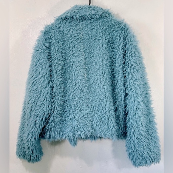 Glam Anthropologie-Faux Fur Jacket in a beautiful blue.Size M but is oversized. - Picture 7 of 12
